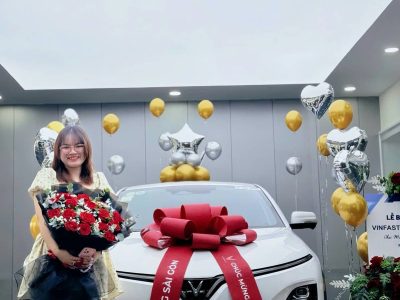 vinfast truong chinh giao xe (9)